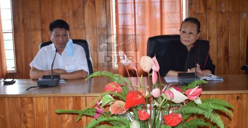 Banuo Z Jamir, IAS (Rtd) addressing the district level consultative meeting with the Administrative Officers of the District and Heads of Offices at DC's Conference Hall, Peren on September 27. (DIPR Photo)
